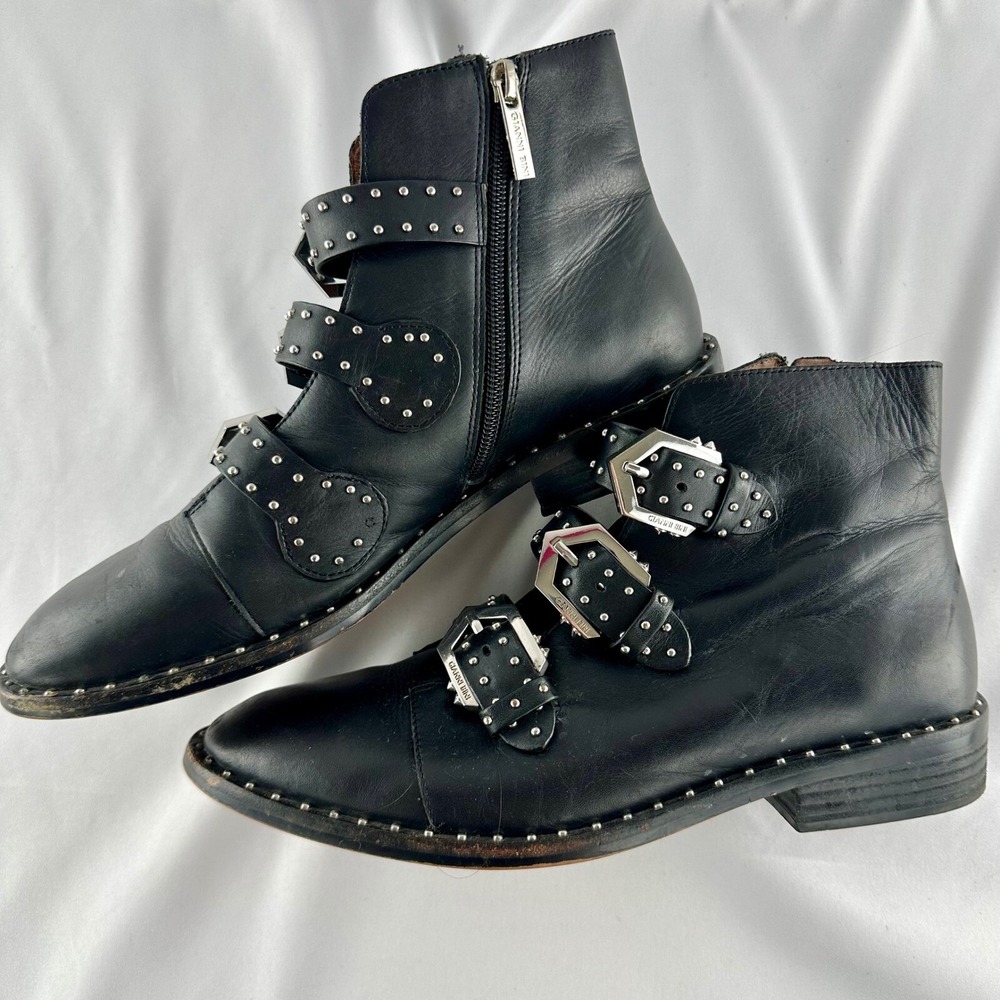 Gianni Bini Leather Studded Buckle Ankle Boots‎ Black Harlee Size 8.5M Moto Goth